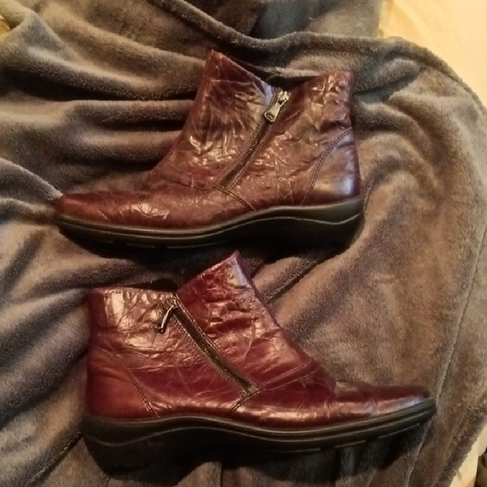 Romika Burgundy Ankle Boots with Textured Leather